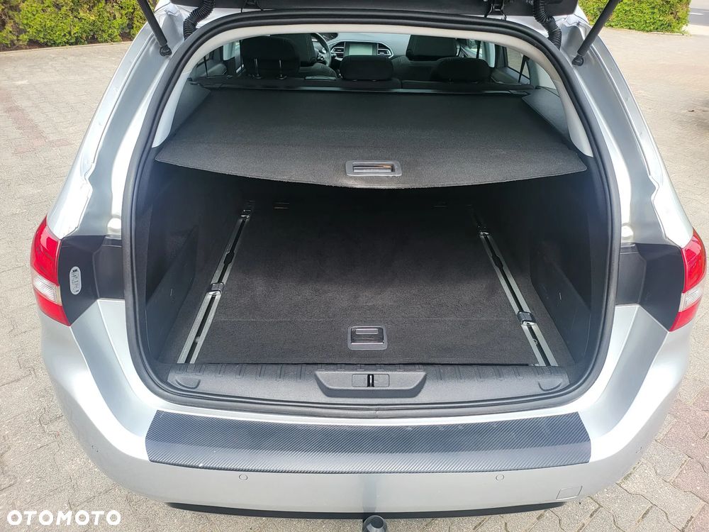 Peugeot 308 BlueHDi 120 EAT6 Stop & Start Allure - 10