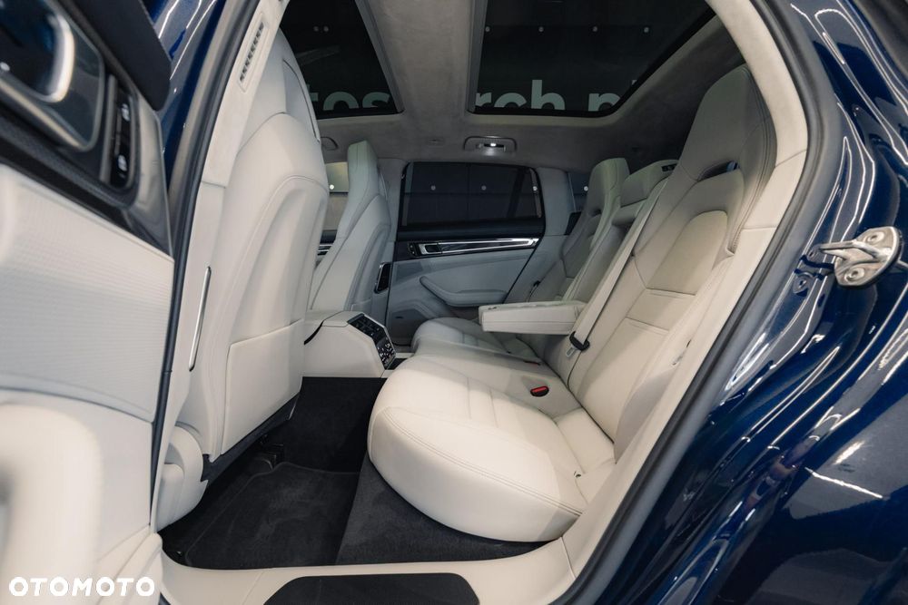Porsche Panamera 4S E-Hybrid - 15