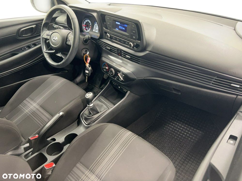Hyundai i20 1.2 Pure - 14