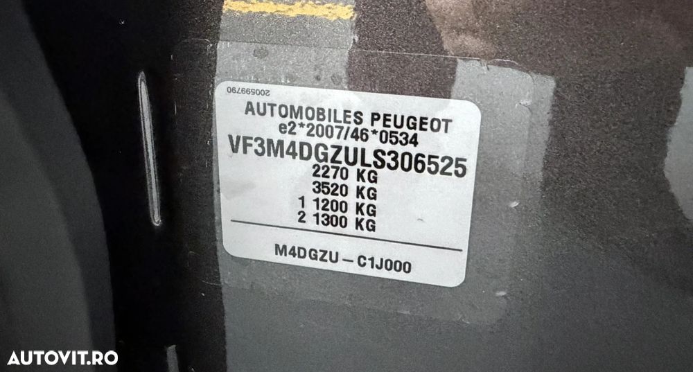 Peugeot 3008 Hybrid 225 e-EAT8 GT Pack - 30