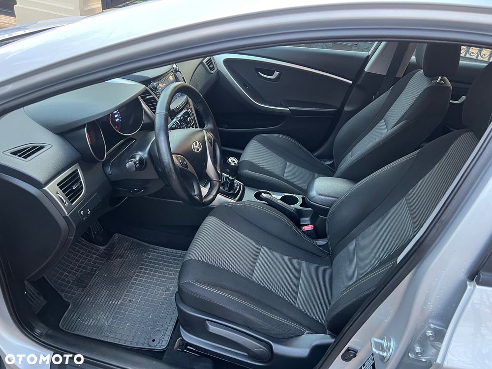 Hyundai i30 1.4 Comfort - 17