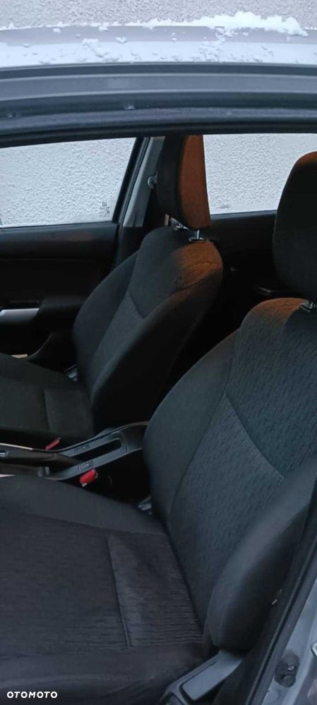 Suzuki Baleno - 4