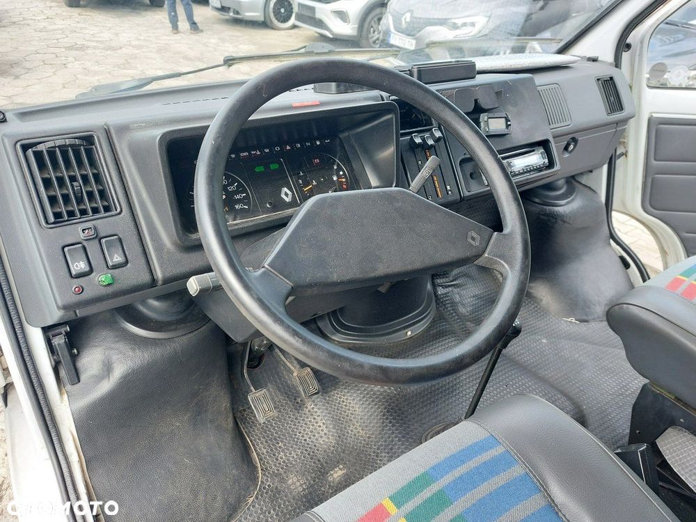 Renault ACAPULCO - 28