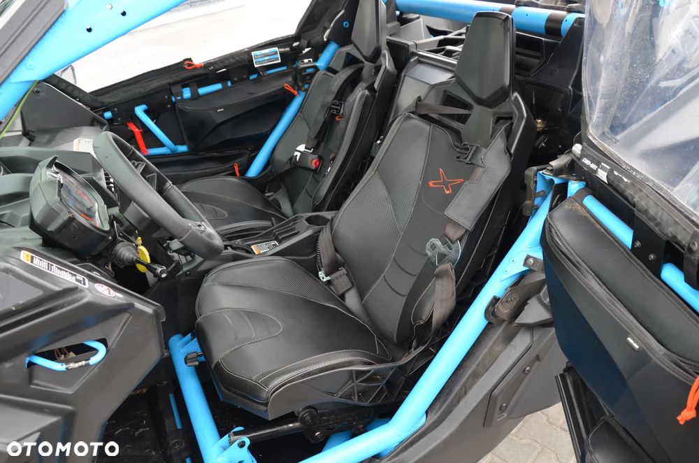 Can-Am Maverick - 11