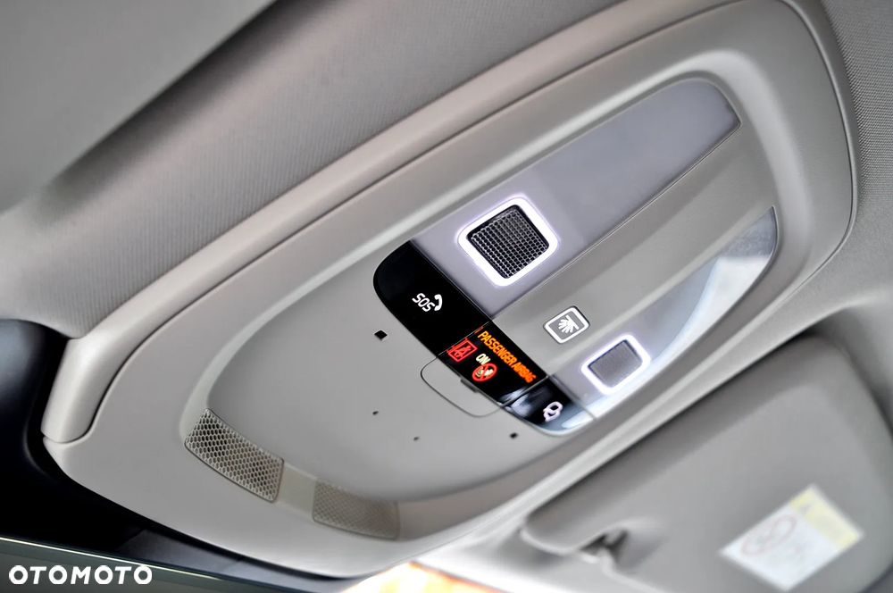Volvo XC 60 B4 B Geartronic Momentum Pro - 37