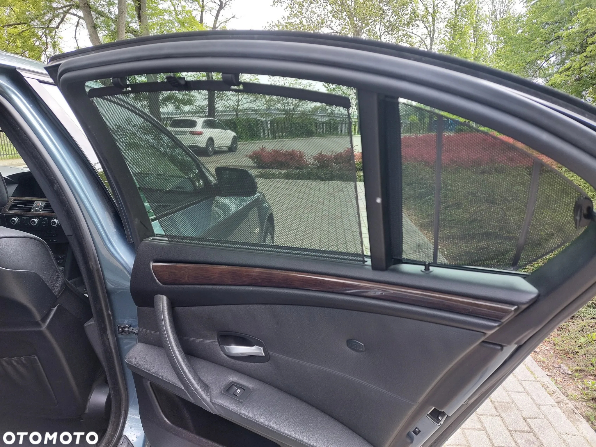 BMW Seria 5 530i xDrive - 17