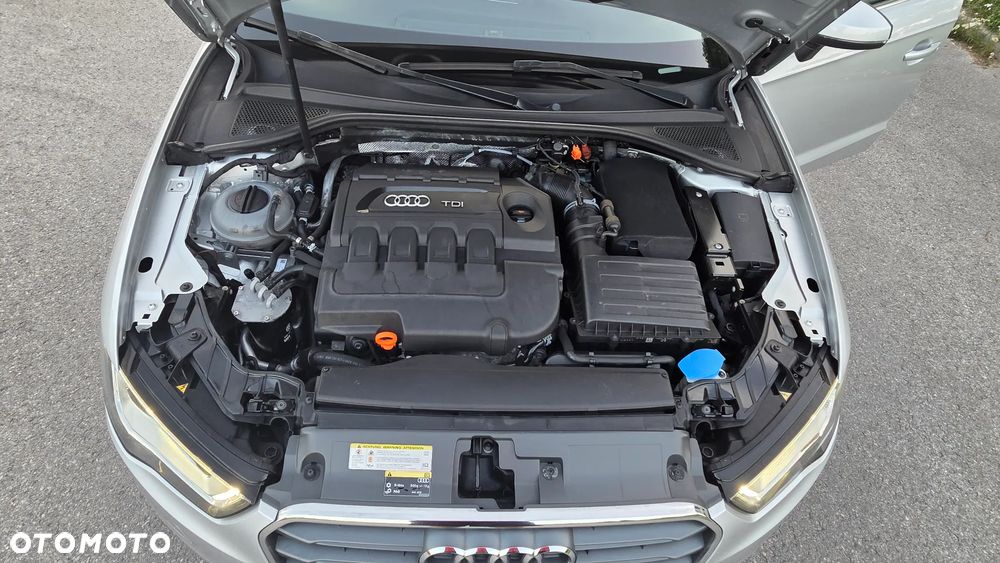 Audi A3 Sportback 2.0 TDI S line Sportpaket - 34