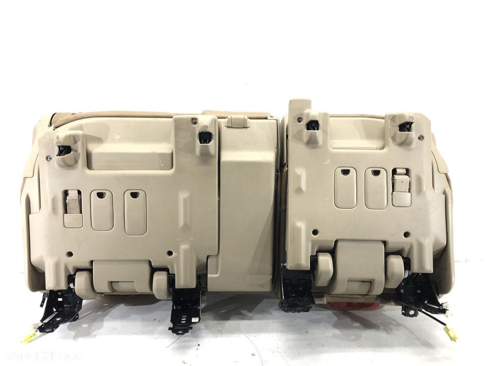 KANAPA TYŁ - 600.00 PLN - TOYOTA LAND CRUISER 200 (_J2_) 2007 - 2022 5.7 V8 (URJ200) 280 kW [381 - 12