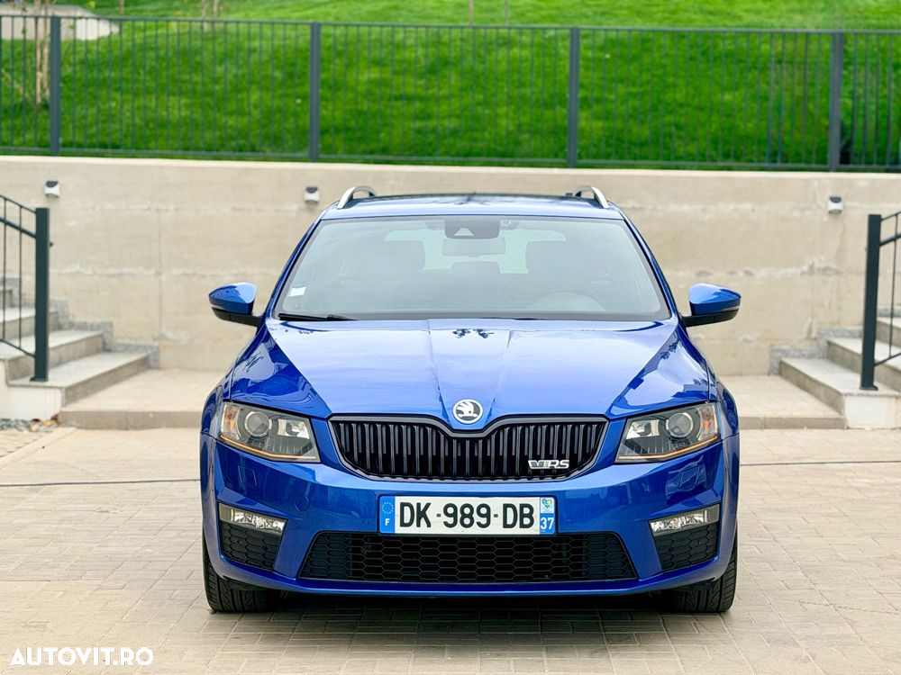 Skoda Octavia 2.0 TDI DSG RS - 3