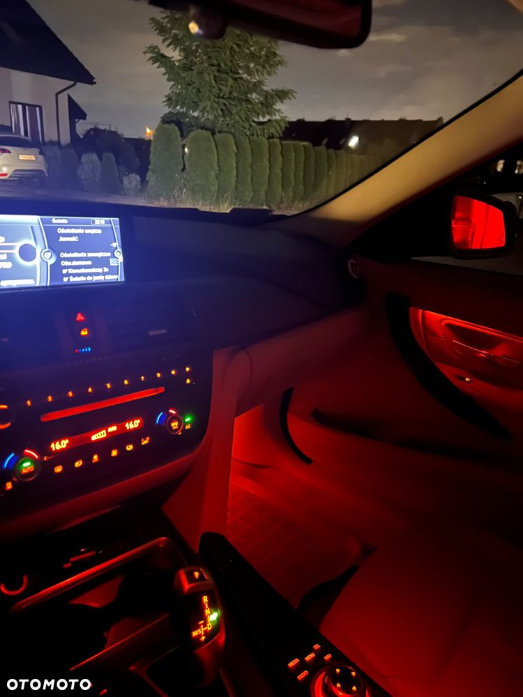 BMW Seria 3 328i - 17