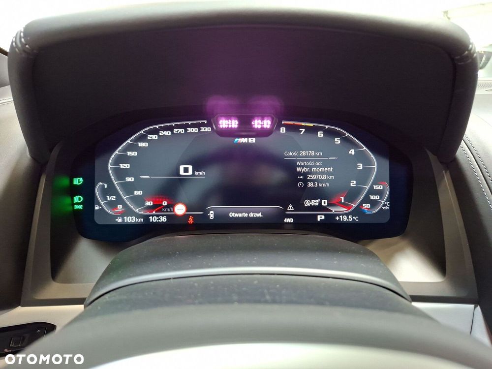 BMW M8 Competition - 18