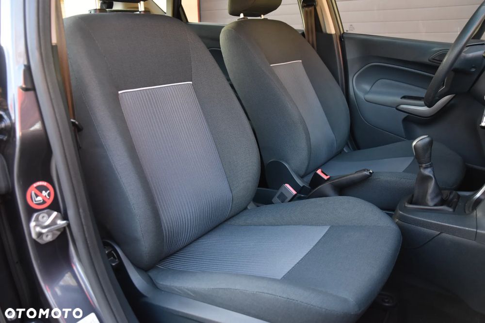 Ford Fiesta 1.25 Titanium EU5 - 20