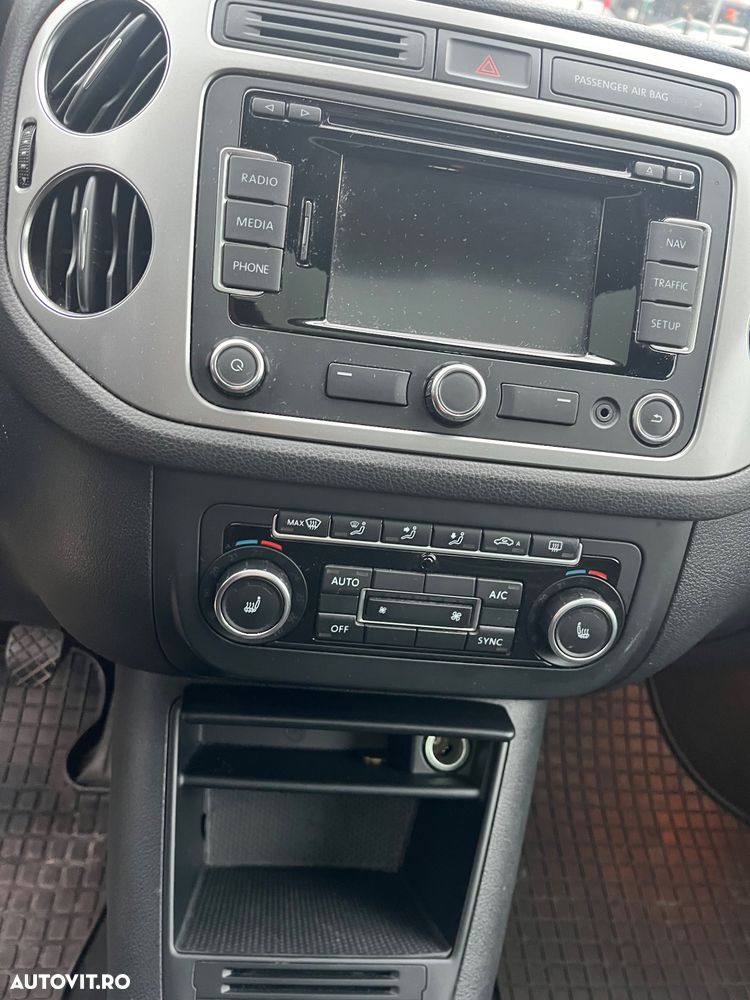 Volkswagen Tiguan 2.0 TDI DPF 4Motion BlueMotion Technology Cup Sport & Style - 9