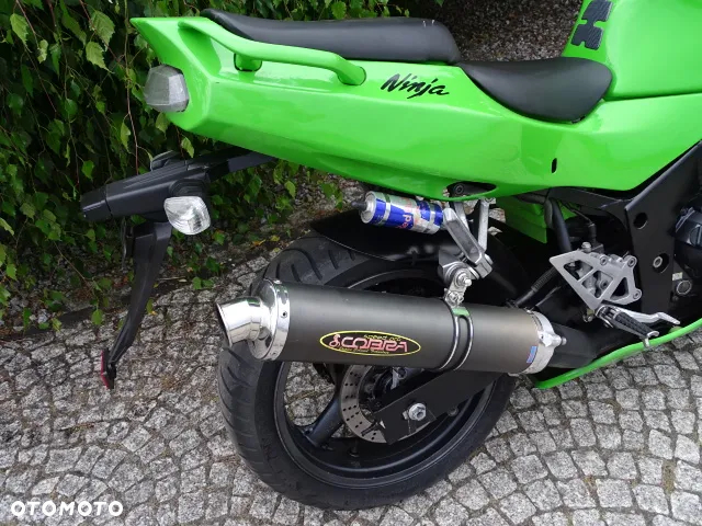 Kawasaki ZX - 9