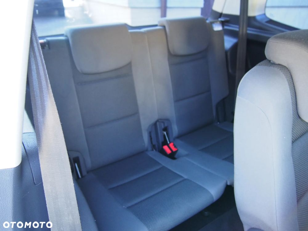 Volkswagen Touran 1.6 TDI DPF BlueMot Comfortline - 13