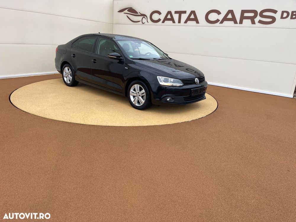 Volkswagen Jetta 1.6 TDI DSG Comfortline - 22