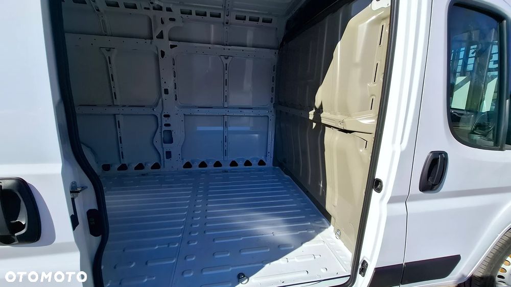 Opel Opel Movano Furgon L3H2 140KM MT6 DMC 3.5t - 7