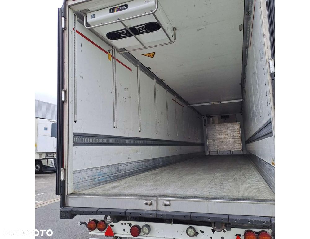 Schmitz Cargobull SKO Double Deck FP 45 ThermoKing SLXi Spectrum Multitemp - 9