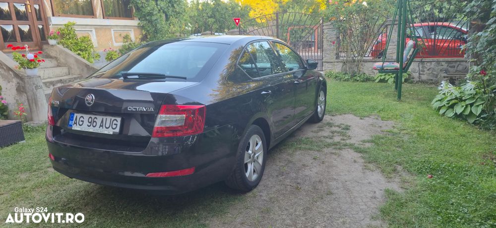 Skoda Octavia 1.6 TDI ACTIVE - 8
