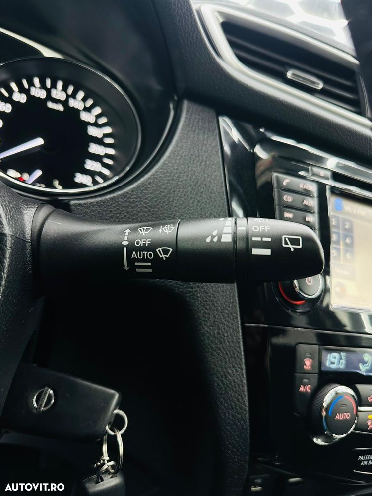 Nissan X-Trail 1.6 dCi Xtronic N-Connecta - 33