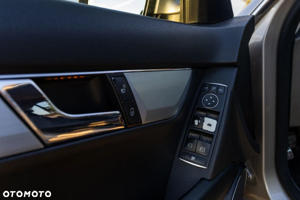 Mercedes-Benz Klasa C 200 Kompressor Avantgarde - 20