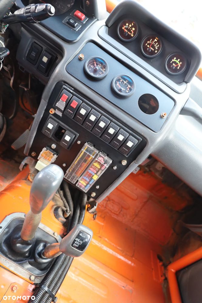 Mitsubishi Pajero 2.8 TD GLS - 29