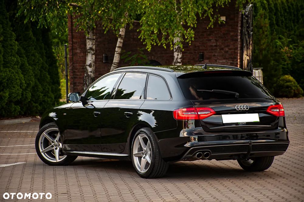 Audi A4 Avant 2.0 TDI DPF quattro S tronic S line Sportpaket - 13