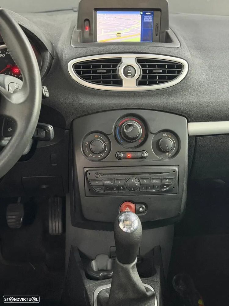 Renault Clio 1.2 16V Dynamique - 14