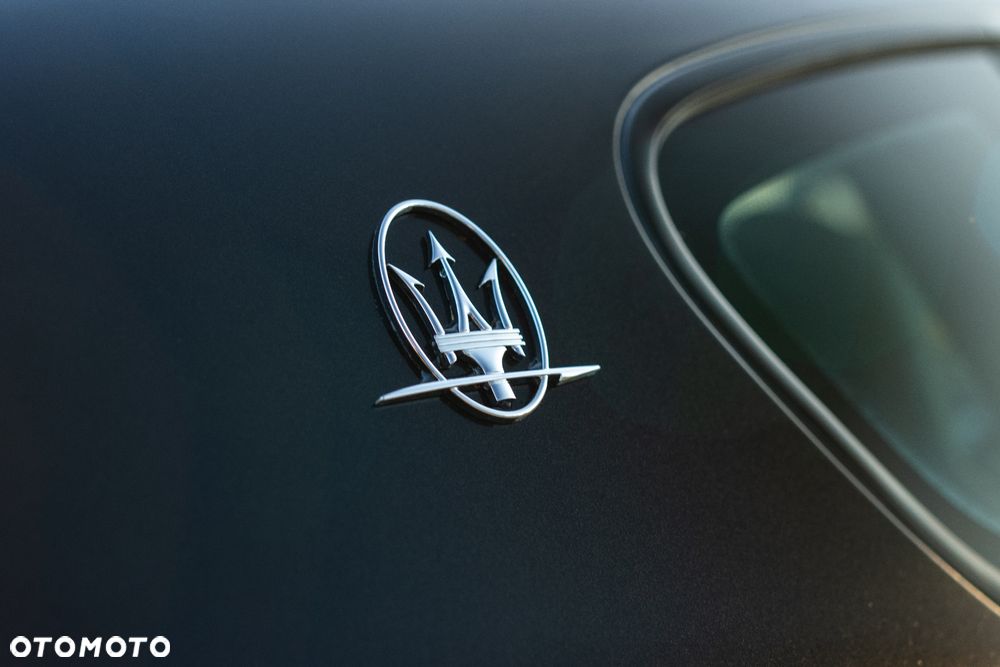 Maserati GranTurismo S - 21