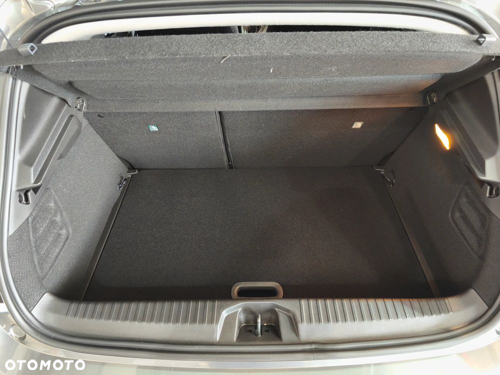 Mitsubishi Colt 1.0T Invite Style Cold - 15