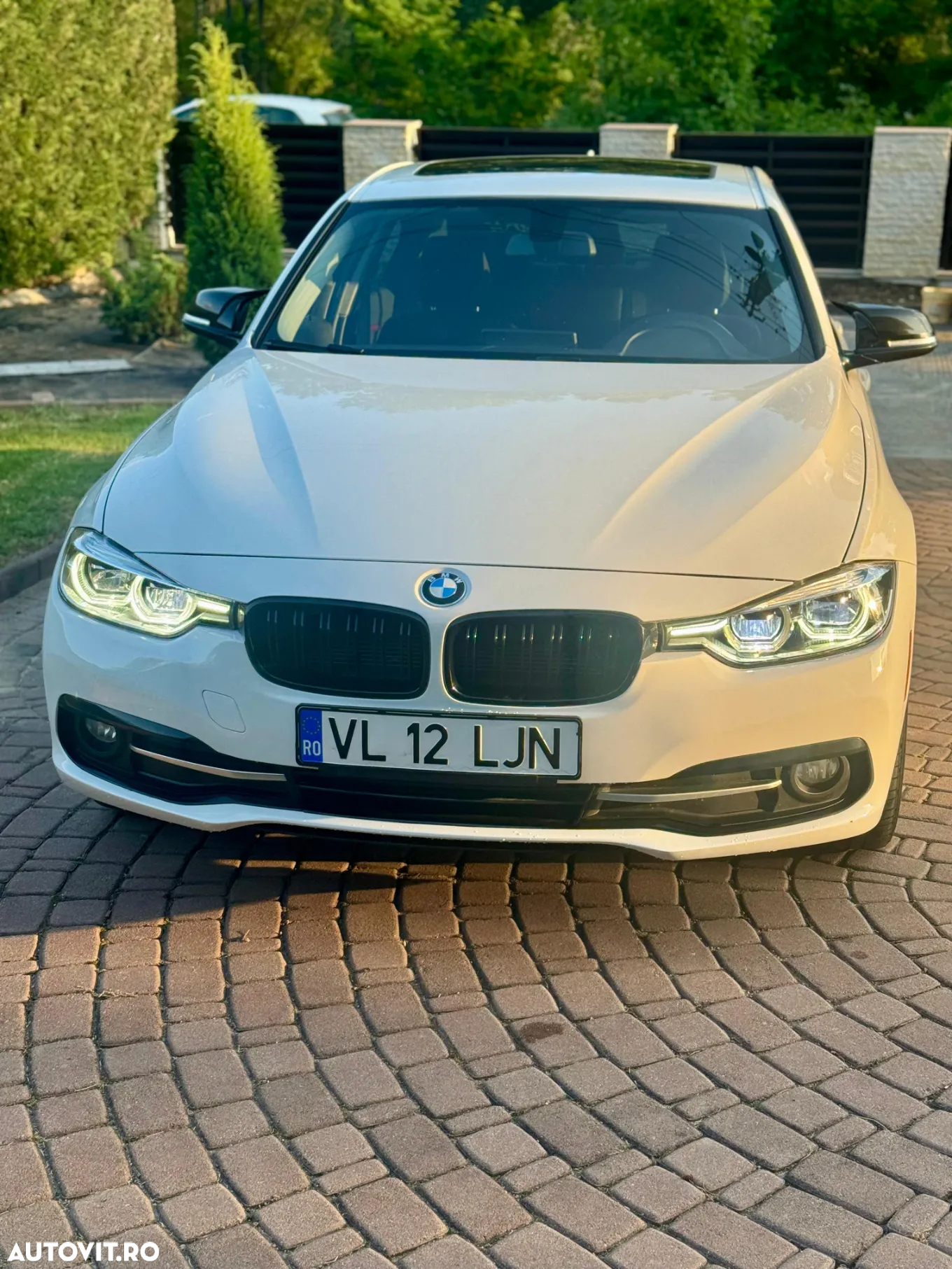 BMW Seria 3 320i AT - 6