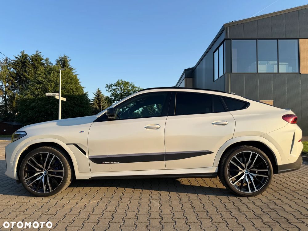 BMW X6 xDrive40i - 14
