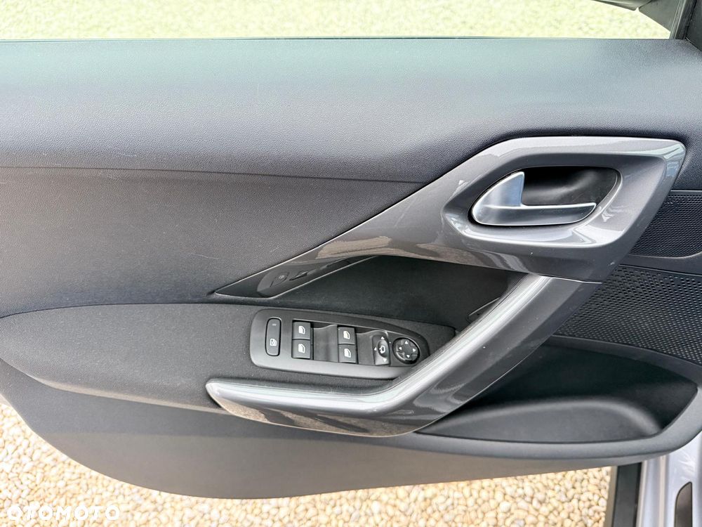 Peugeot 2008 PureTech 82 Active - 18