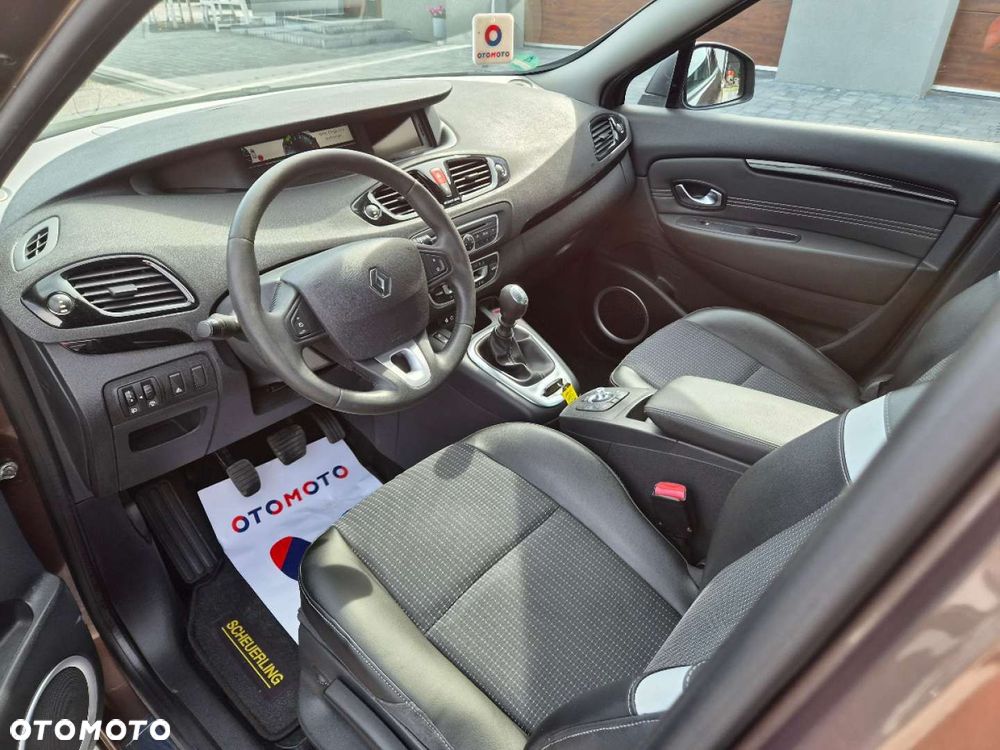 Renault Grand Scenic - 14
