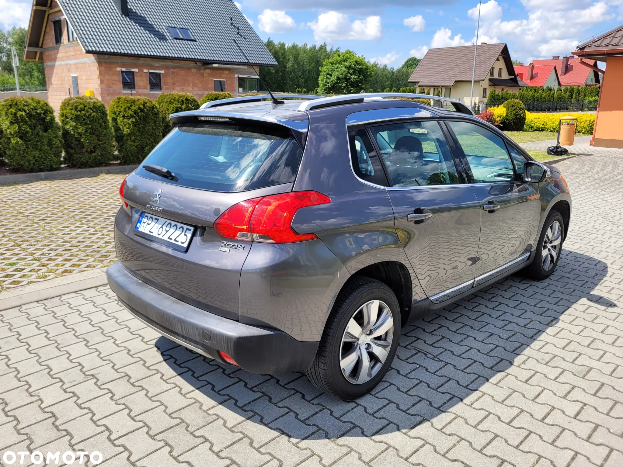 Peugeot 2008 1.6 e-HDi Active S&S - 5
