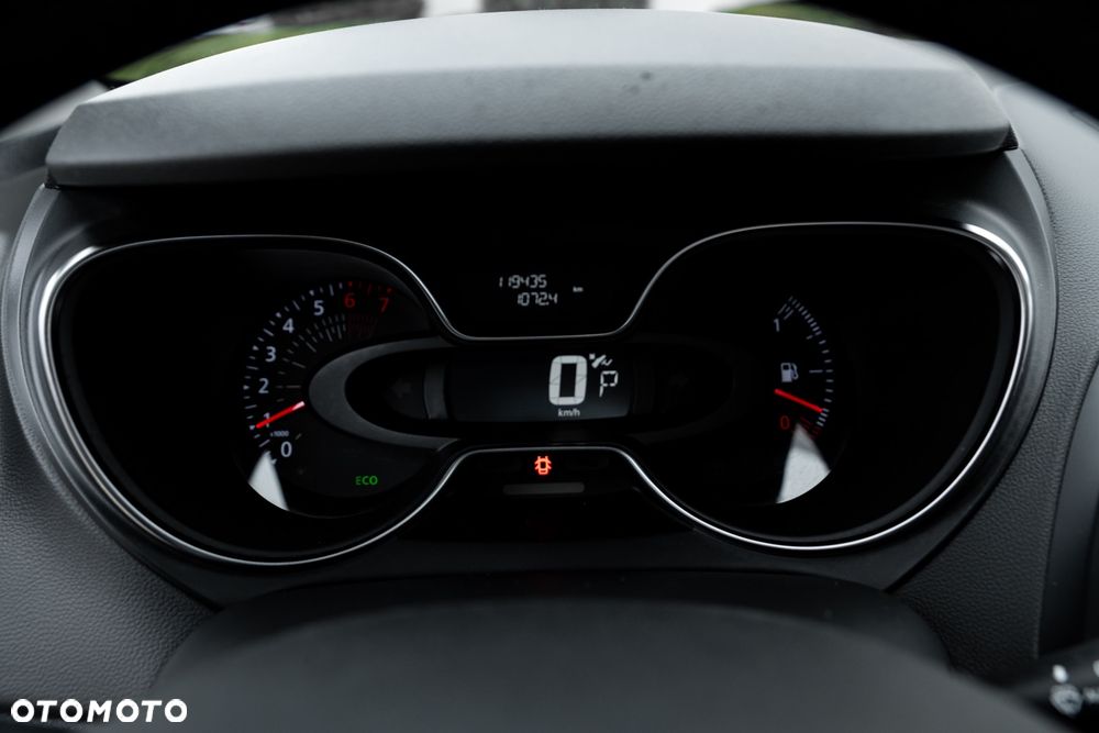 Renault Captur - 26