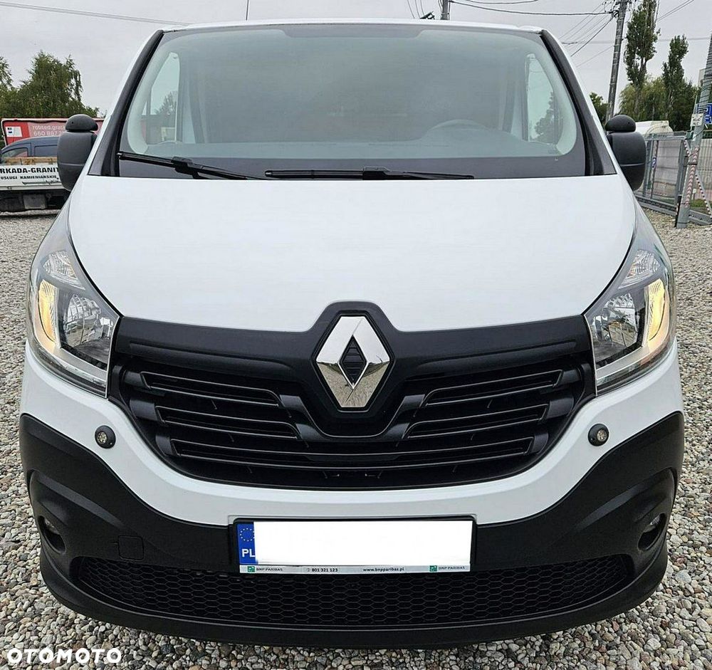 Renault Trafic - 16