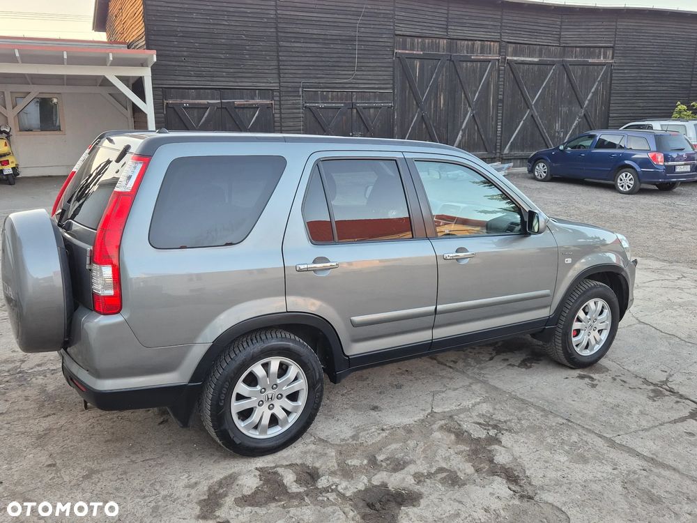 Honda CR-V 2.0i Executive - 28