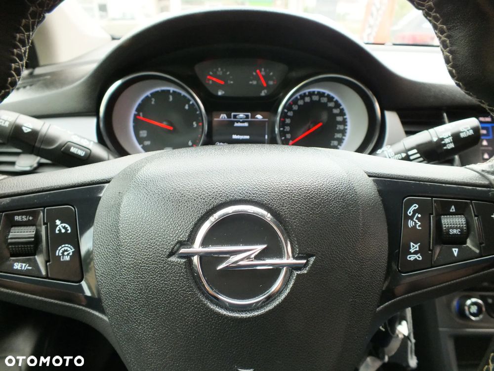 Opel Astra 1.5 CDTI Edition S&S - 11