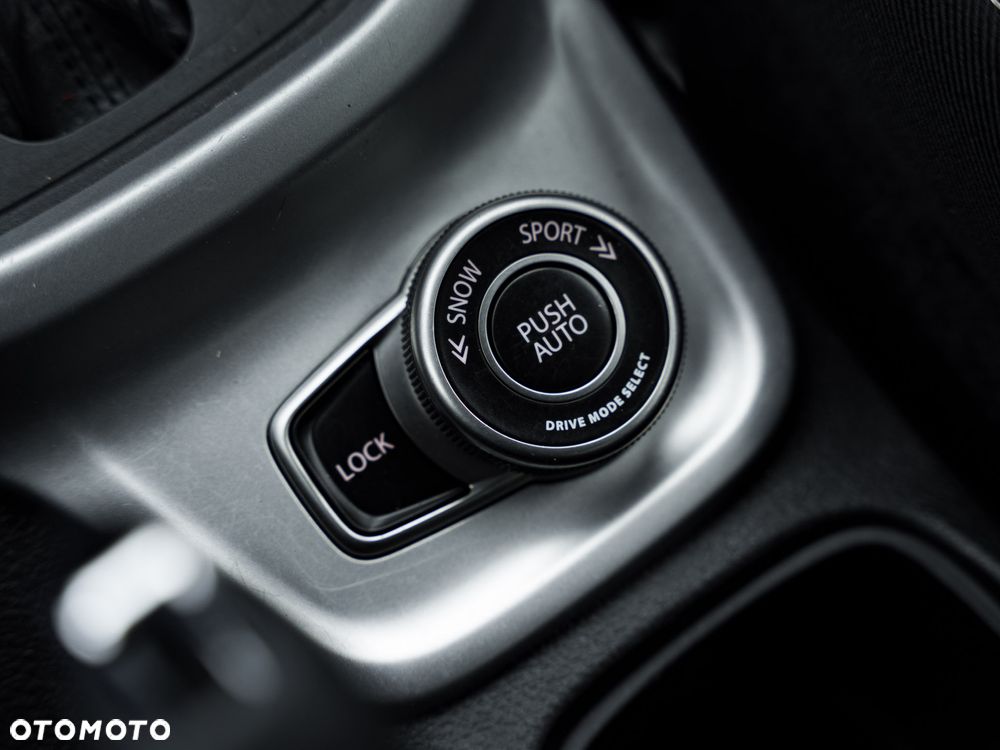 Suzuki Vitara 1.6 Premium 4WD - 30