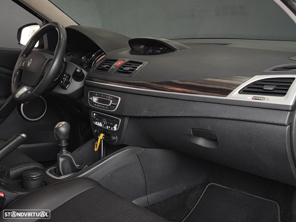 Renault Mégane Sport Tourer 1.4 TCE Dynamique S - 27