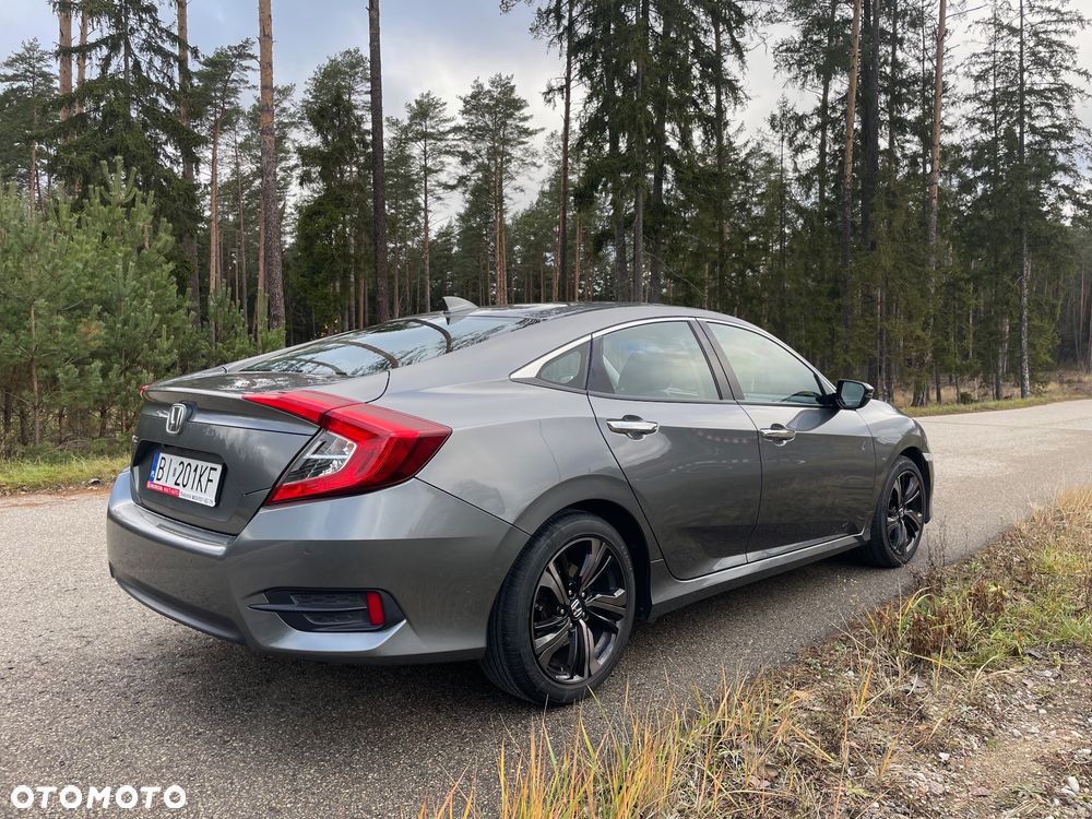 Honda Civic 1.5 T Elegance - 10