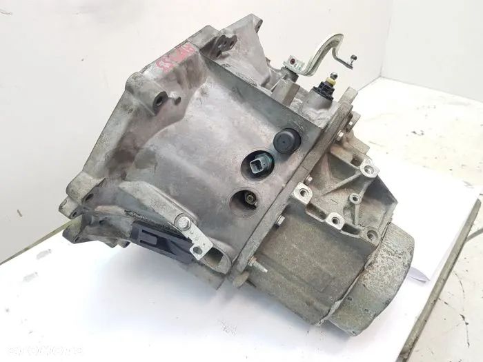 1.6 HDI 20ET23 2015 -2018r Berlingo Partner skrzynia biegów 5 biegowa - 4