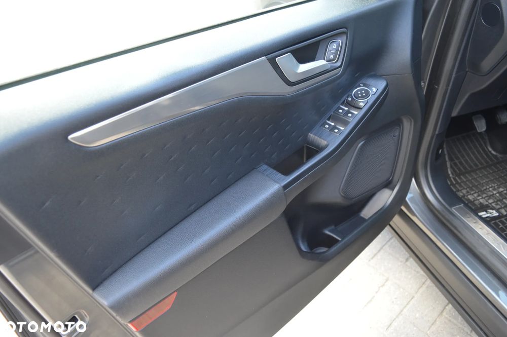 Ford Kuga 1.5 EcoBoost FWD Titanium - 16