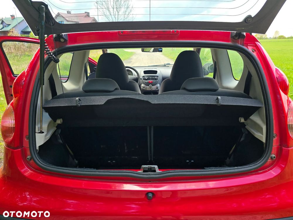 Peugeot 107 - 10