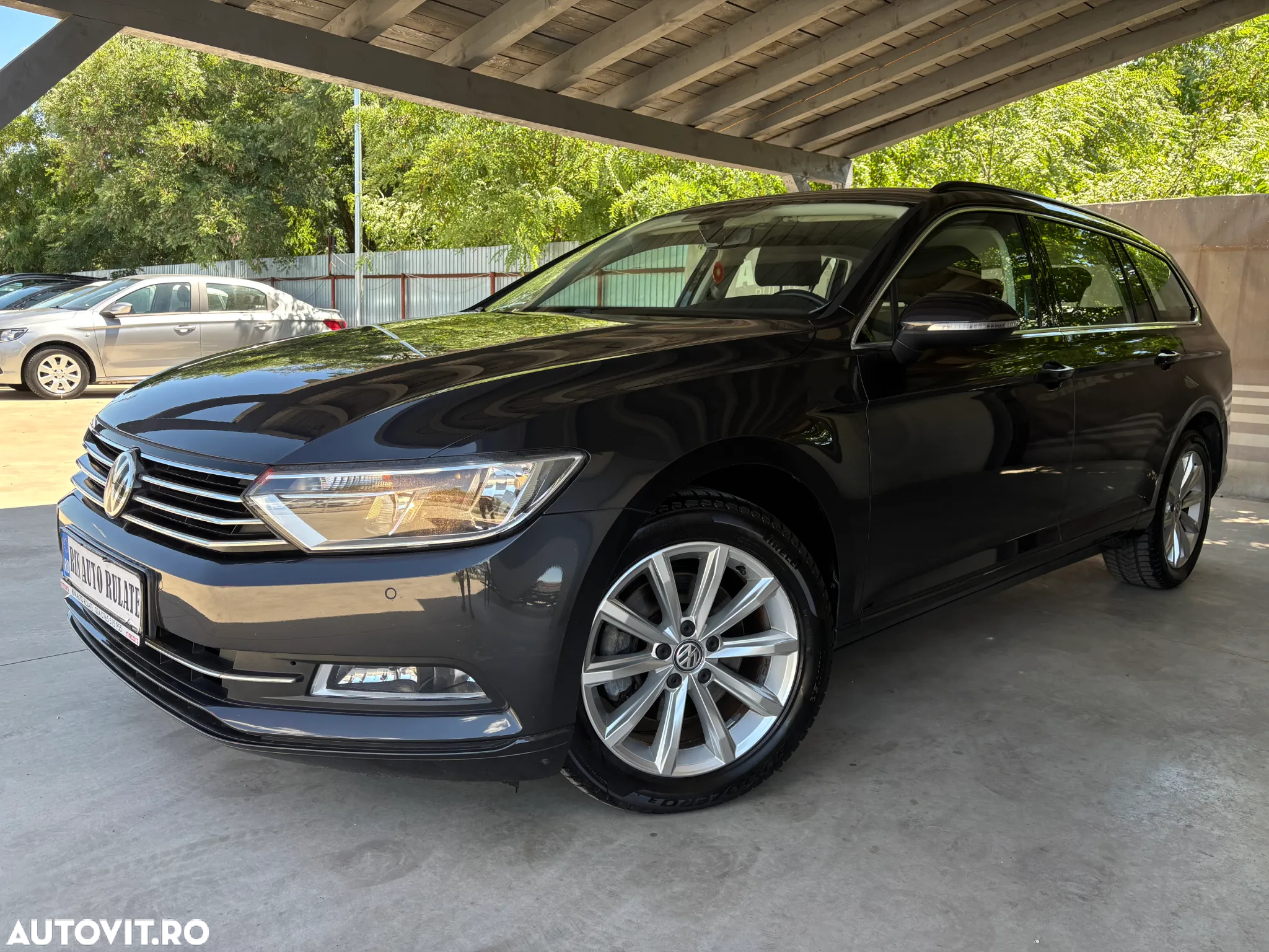 Volkswagen Passat Variant 2.0 TDI DSG (BlueMotion Technology) Comfortline - 3