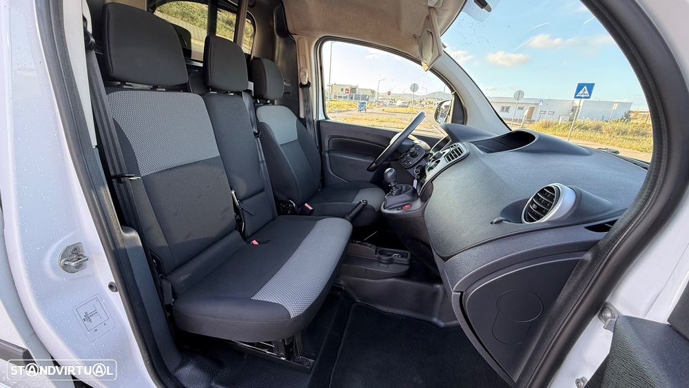 Renault Kangoo Maxi - 12