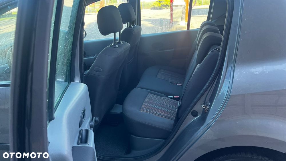 Renault Modus 1.2 16V Night and Day - 23