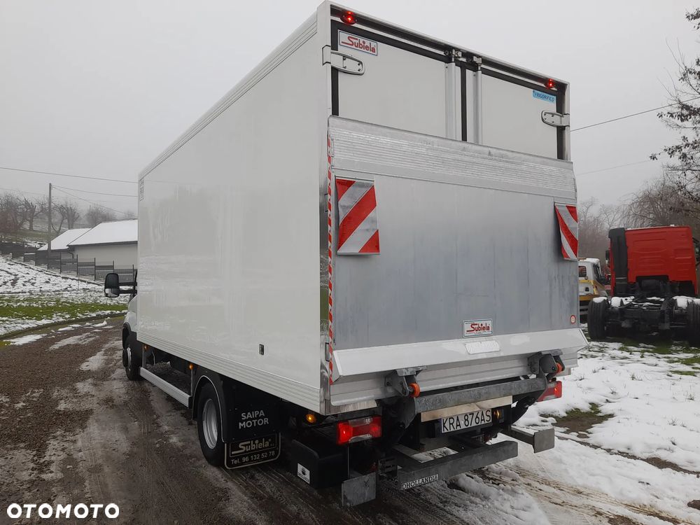 Iveco DAILY 72C18 70C18 Dmc 7200kg MROŹNIA/CHŁODNIA kontener 10 palet grube ściany 7cm!!! WINDA Dhollandia 1000kg// IGŁA// - 2