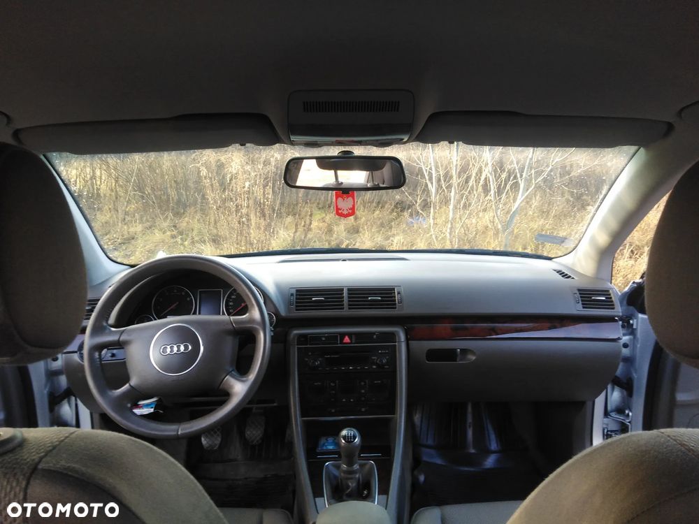 Audi A4 Limousine 2 - 5